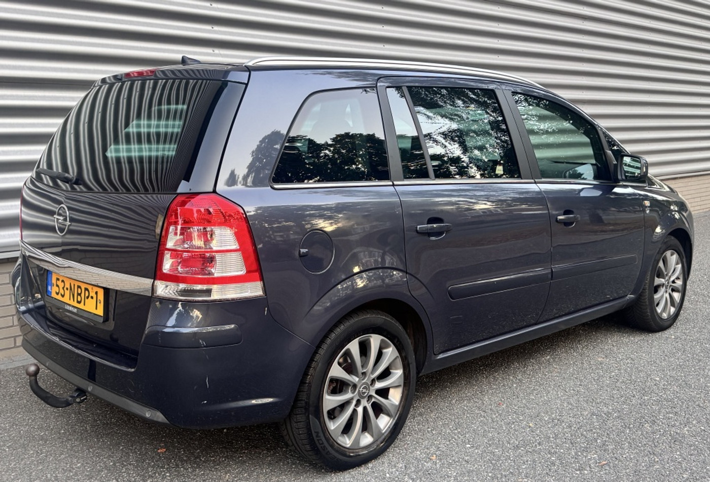 Foto van Opel Zafira