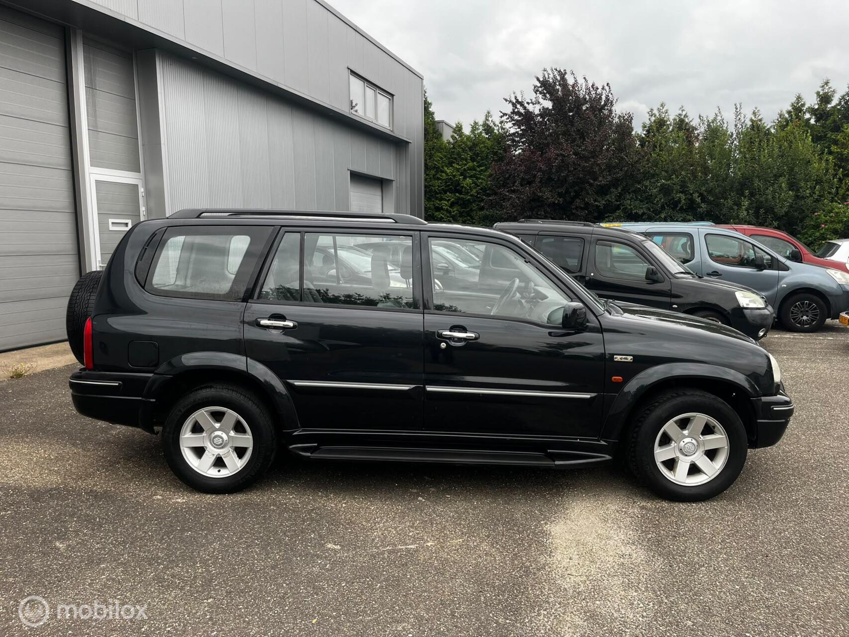 Foto van Suzuki Grand Vitara Xl-7