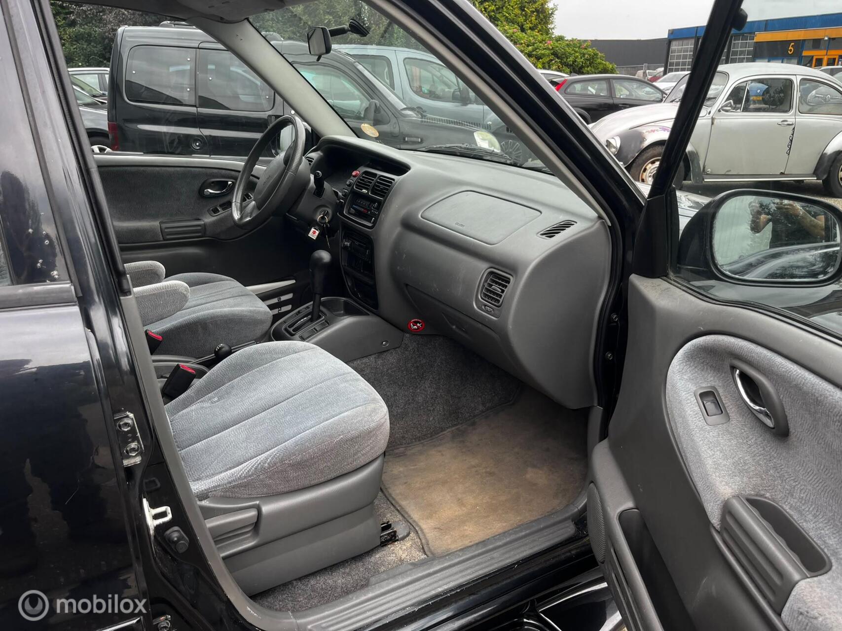 Foto van Suzuki Grand Vitara Xl-7