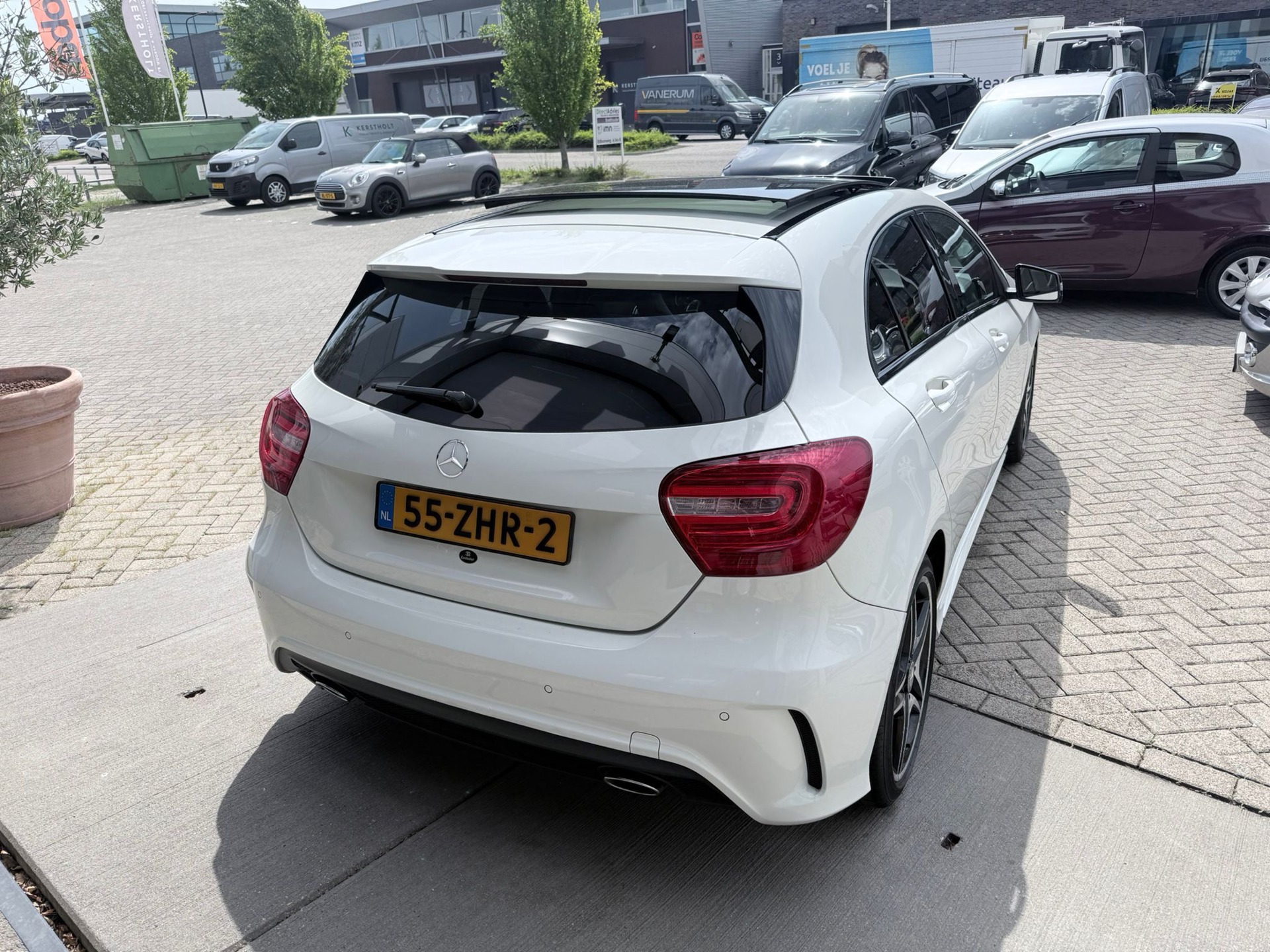 Foto van Mercedes-Benz A 180