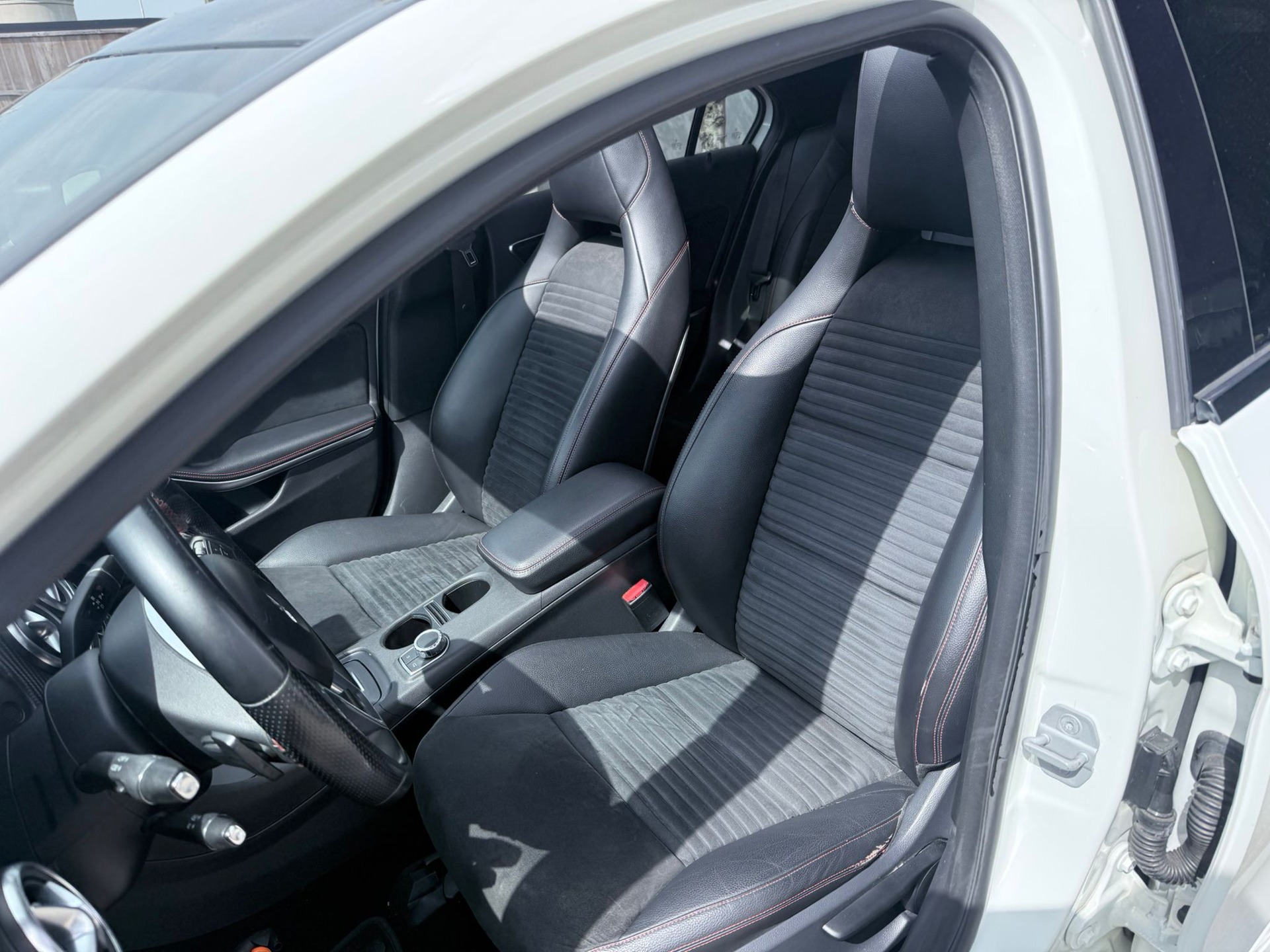 Foto van Mercedes-Benz A 180