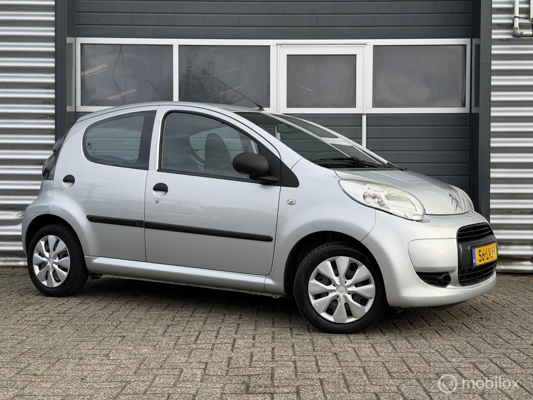 Citroen Citroen C1 1.0-12V 5 Deurs 2010|100119 KM NAP|07-2027 APK| 2010 - voorkant