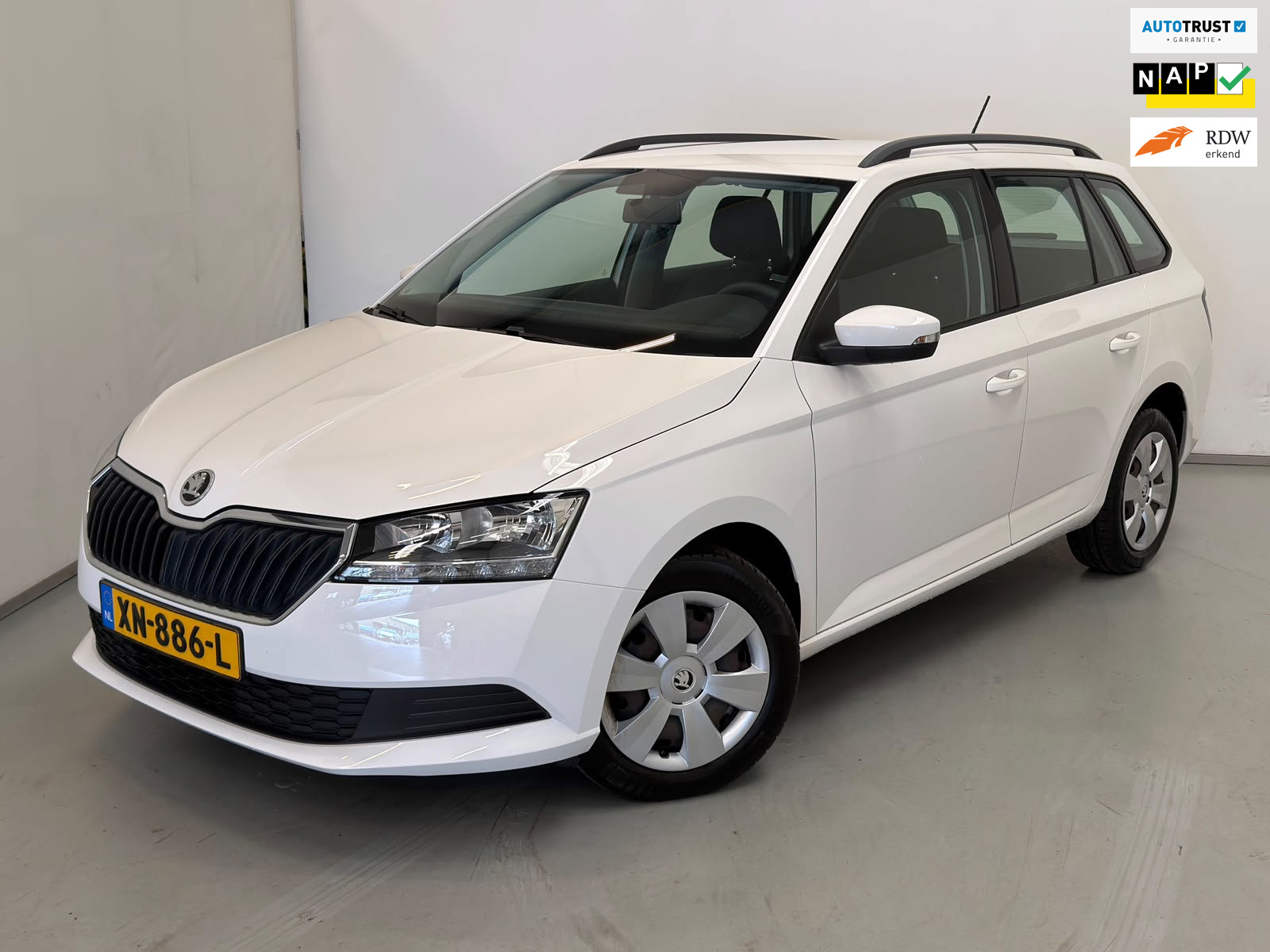Skoda Fabia 1.0 Active / NL-auto / Cruise / Airco 2019 - voorkant