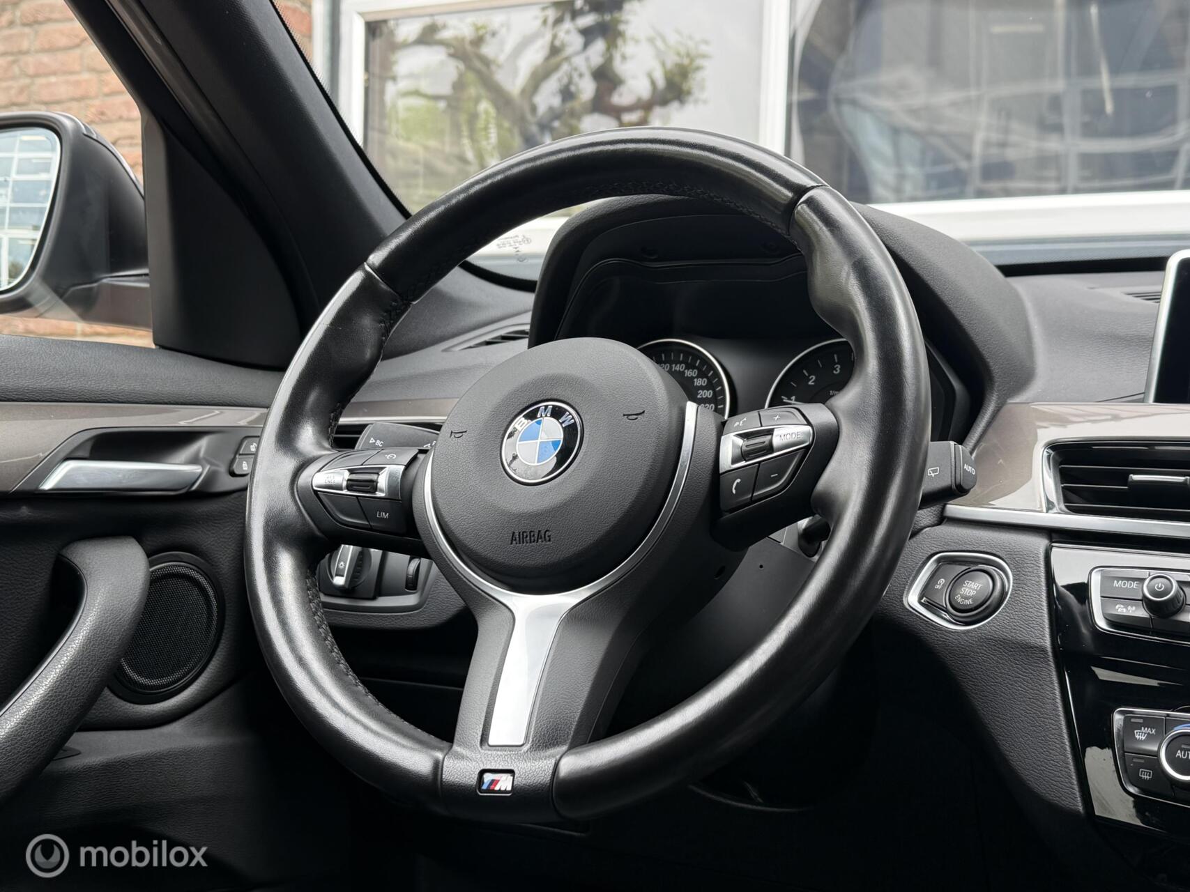 Foto van BMW X1 Sdrive18i