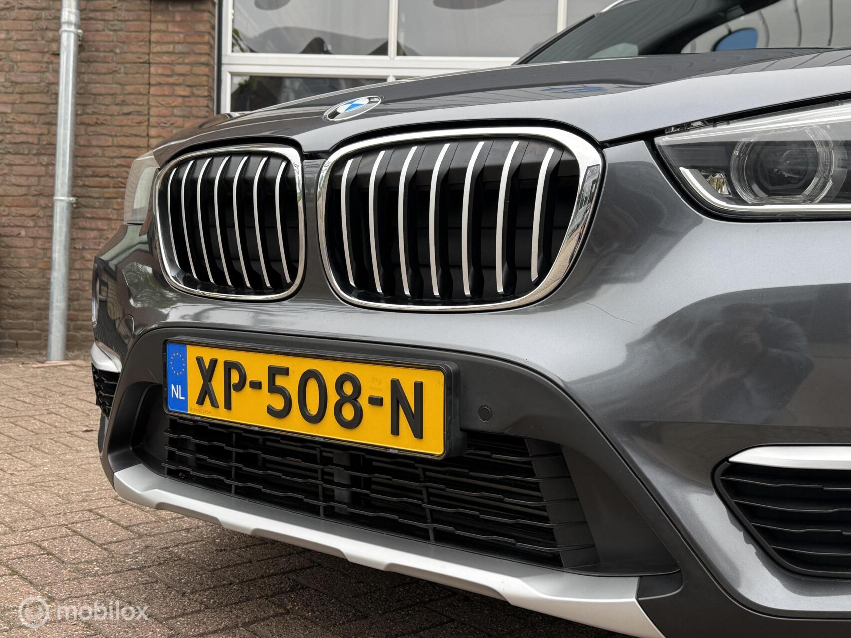 Foto van BMW X1 Sdrive18i