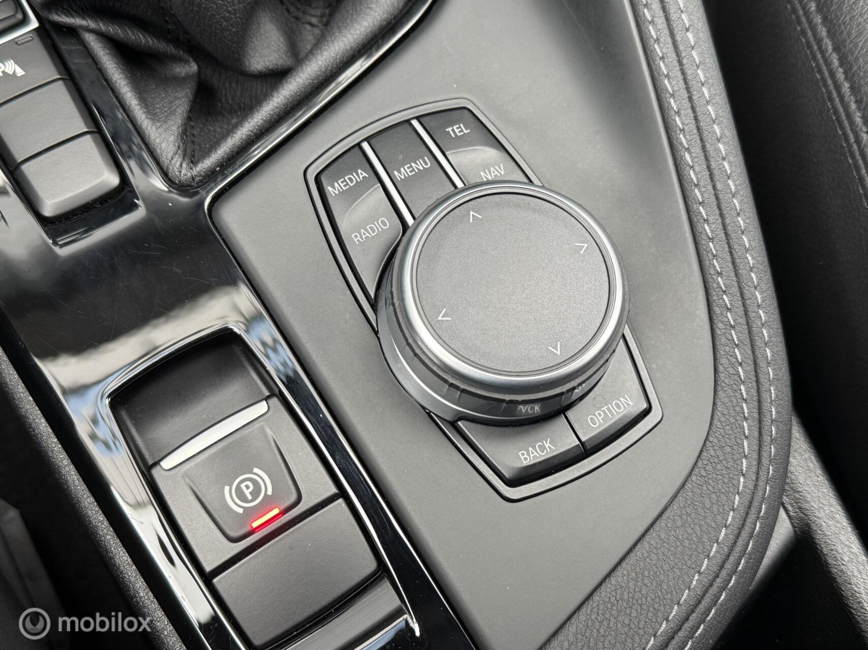 Foto van BMW X1 Sdrive18i