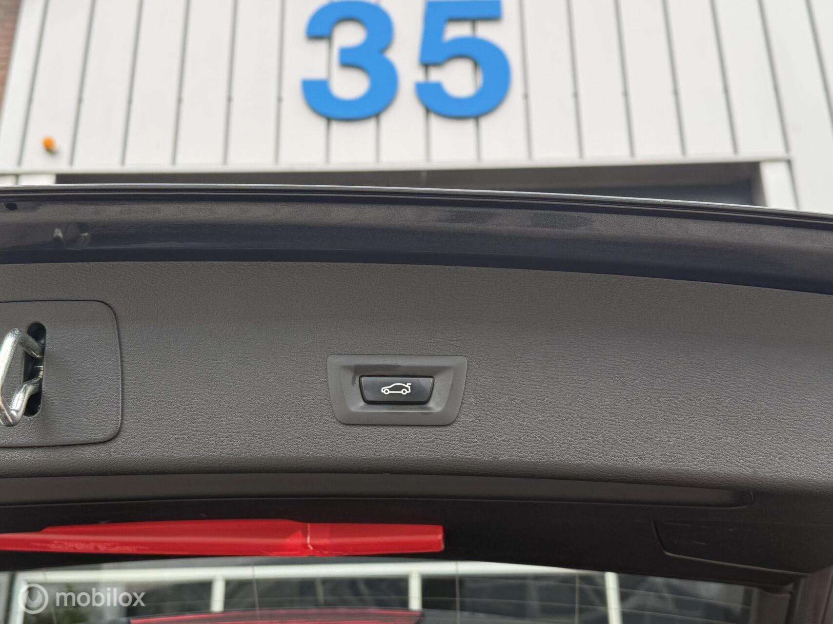 Foto van BMW X1 Sdrive18i