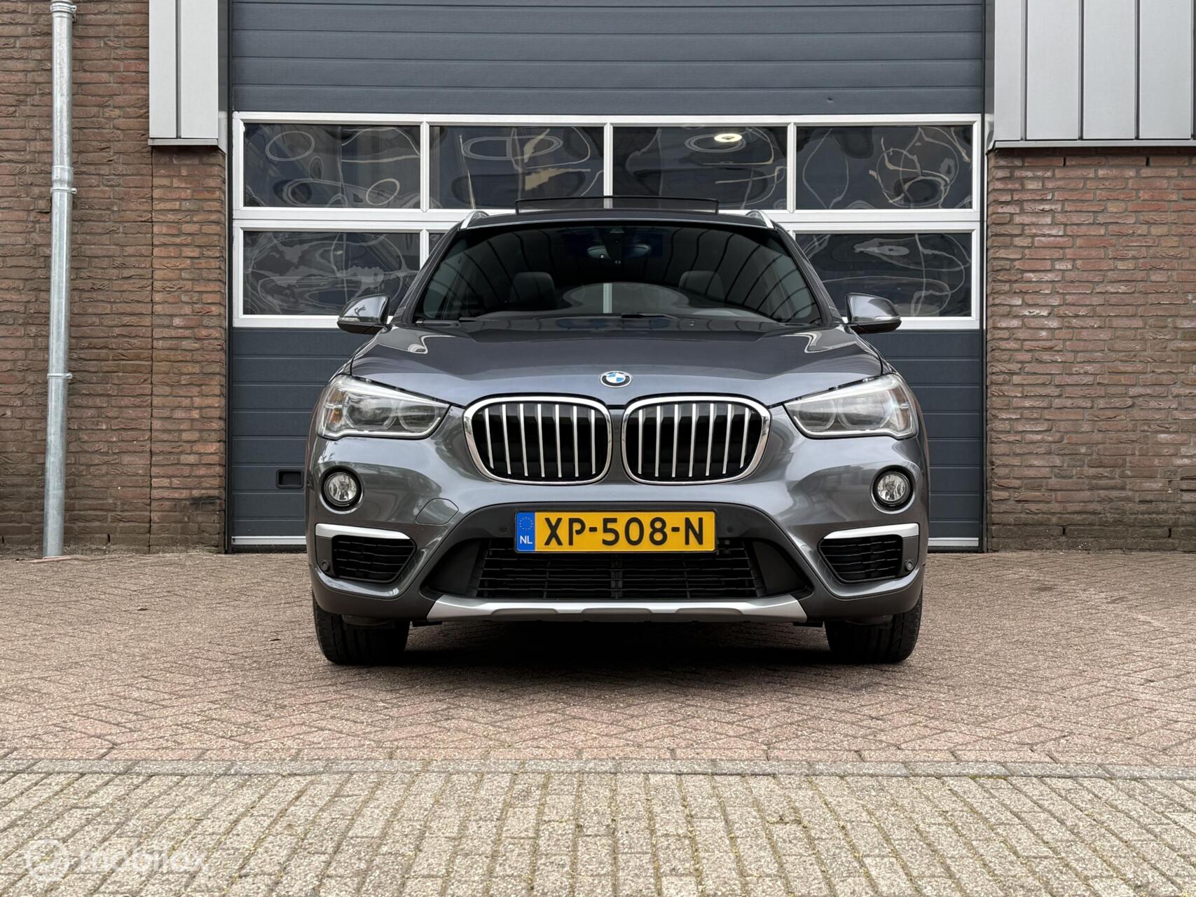 Foto van BMW X1 Sdrive18i