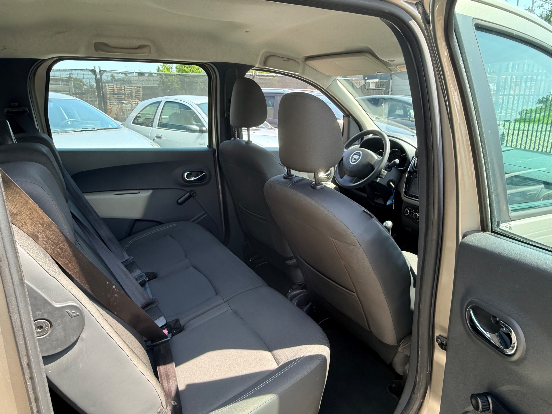 Foto van Dacia Lodgy
