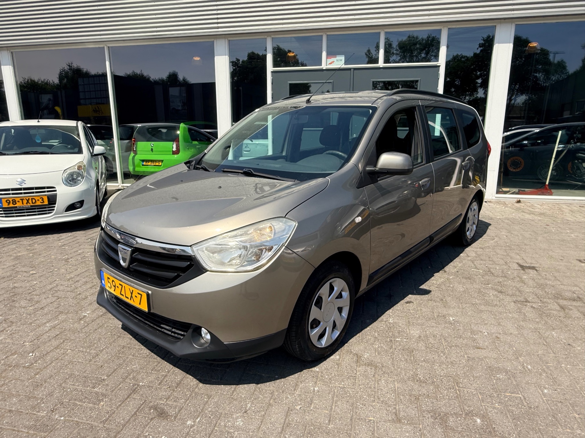 Foto van Dacia Lodgy