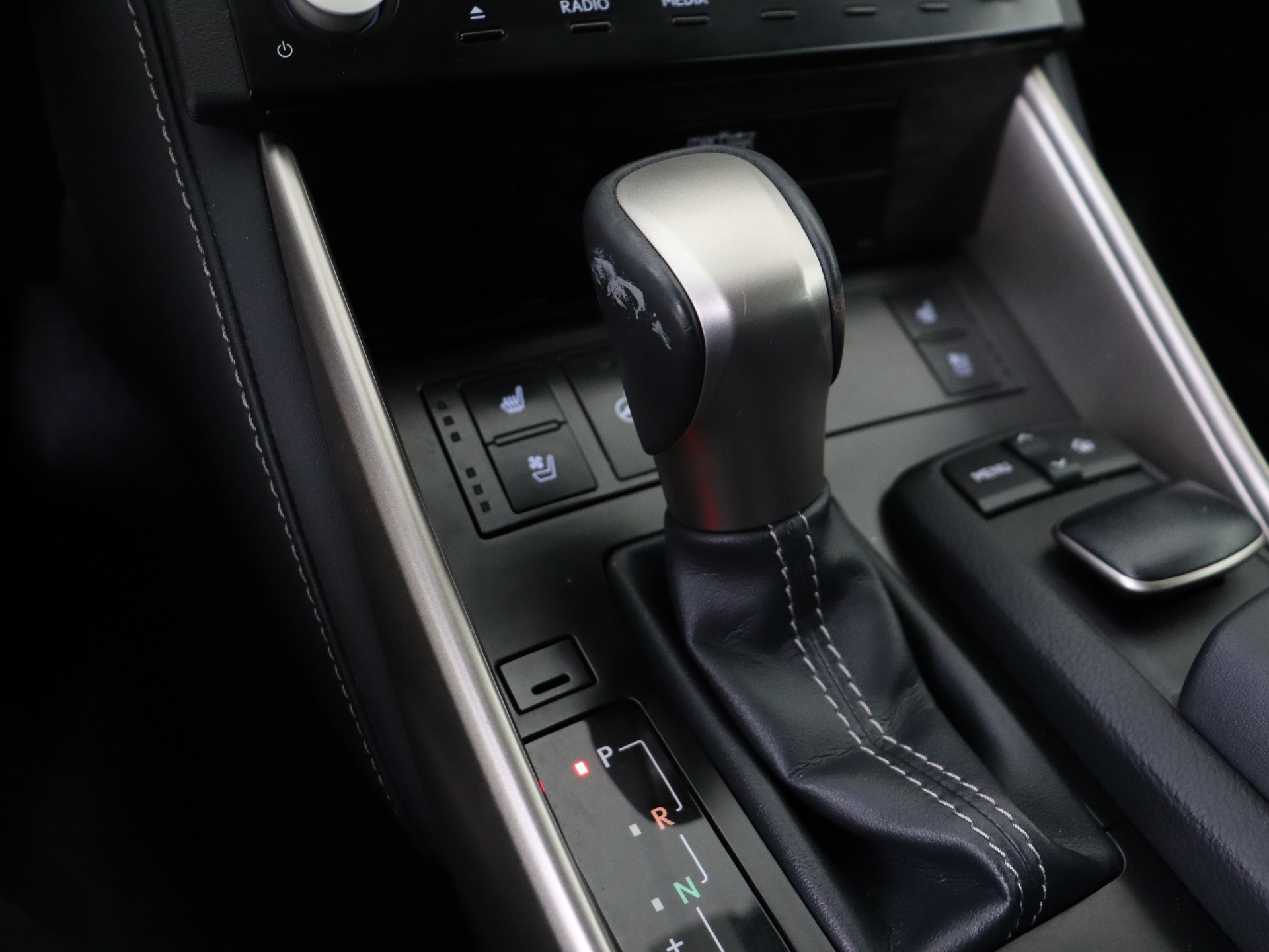 Foto van Lexus Lexus Is300h