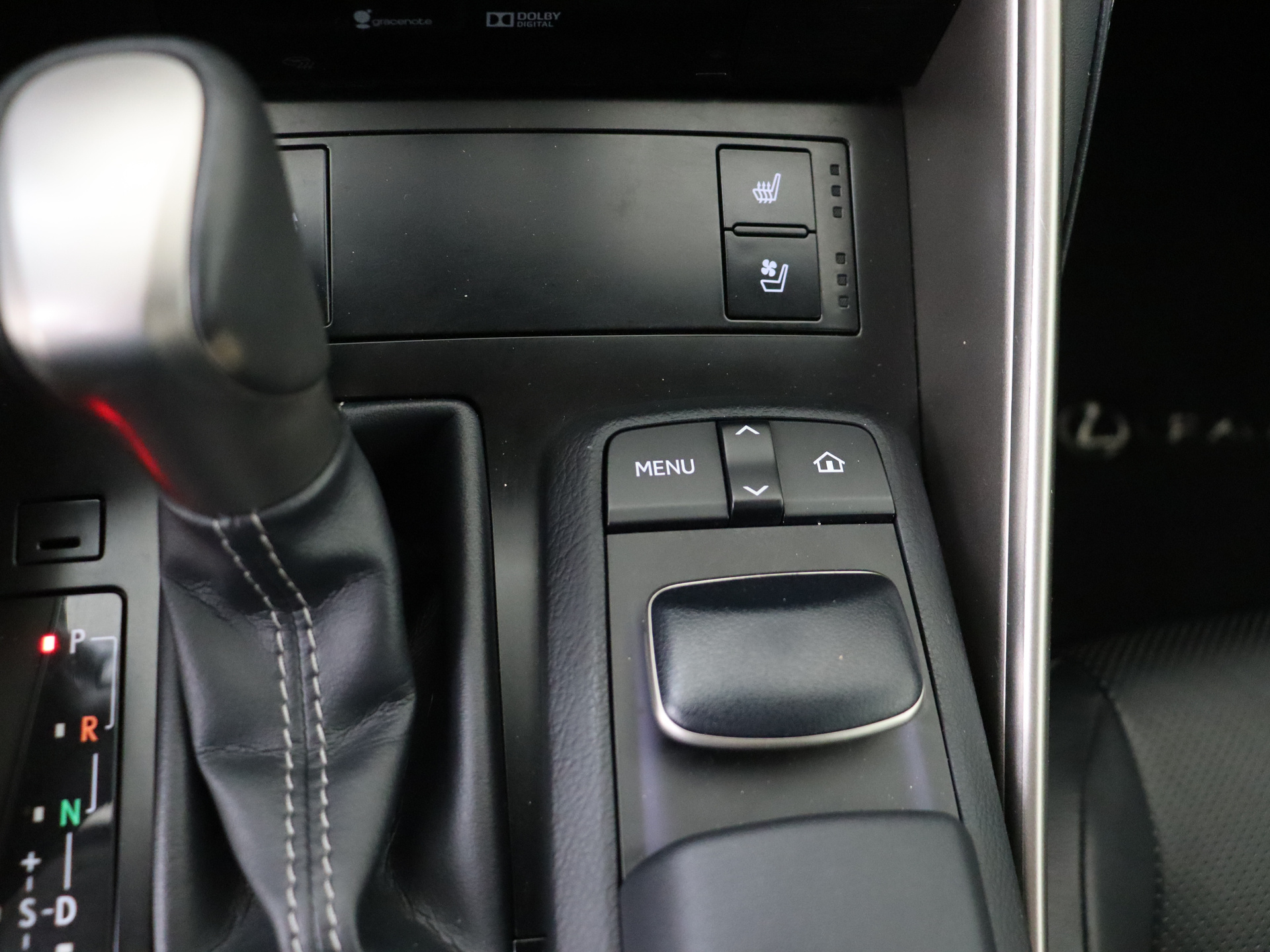 Foto van Lexus Lexus Is300h
