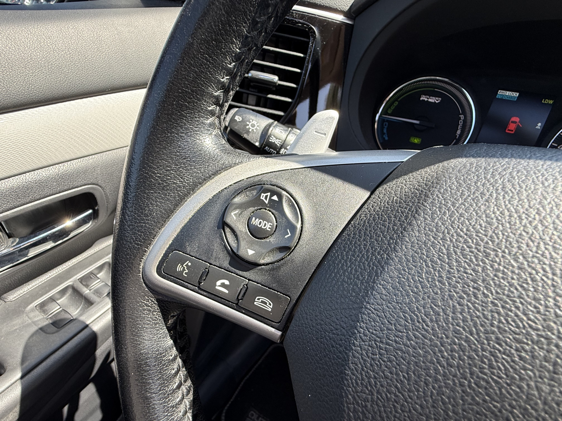 Foto van Mitsubishi Mitsubishi Outlander