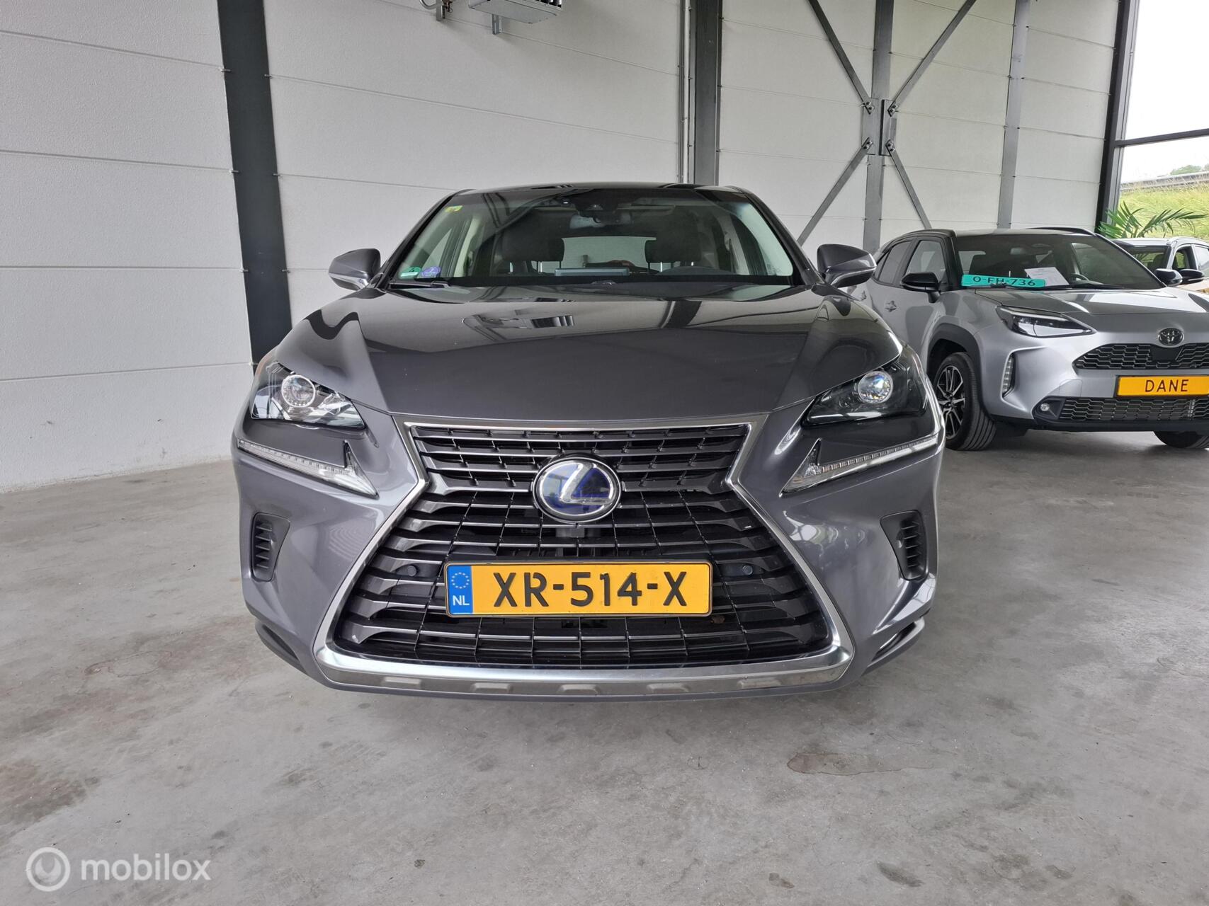Foto van Lexus Lexus Nx300h