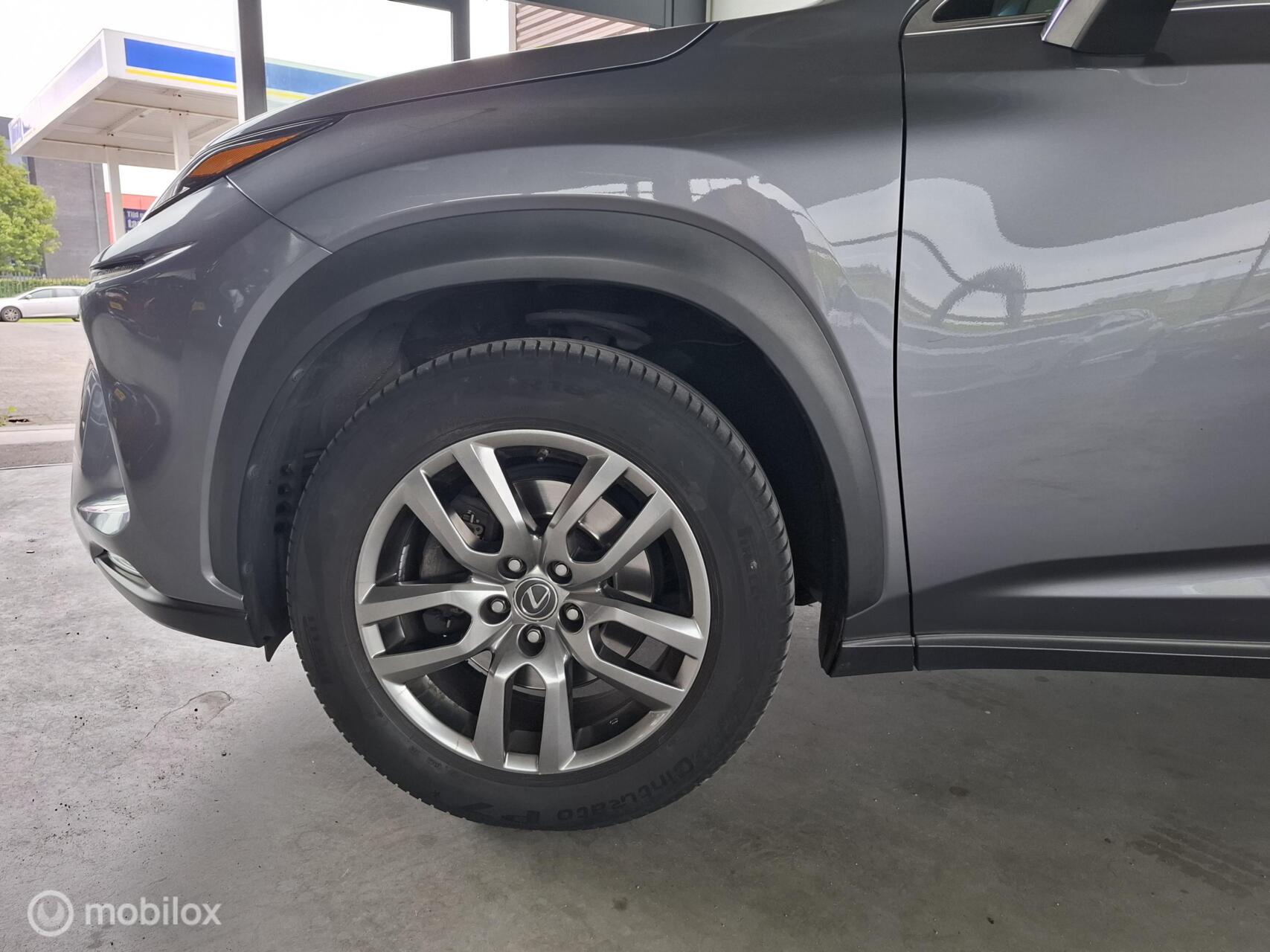 Foto van Lexus Lexus Nx300h