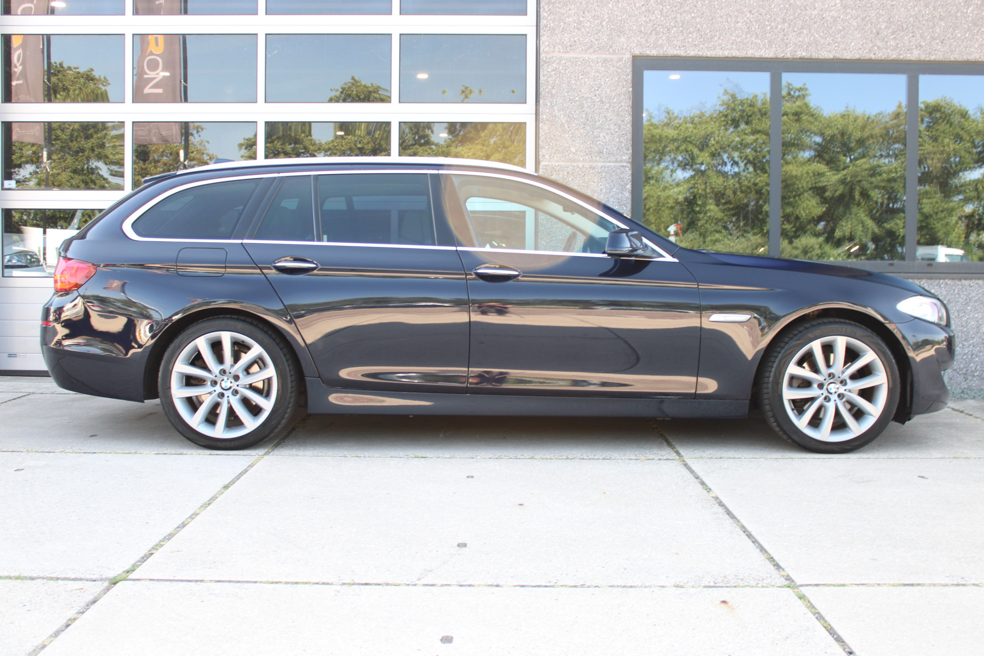 Foto van BMW 523i
