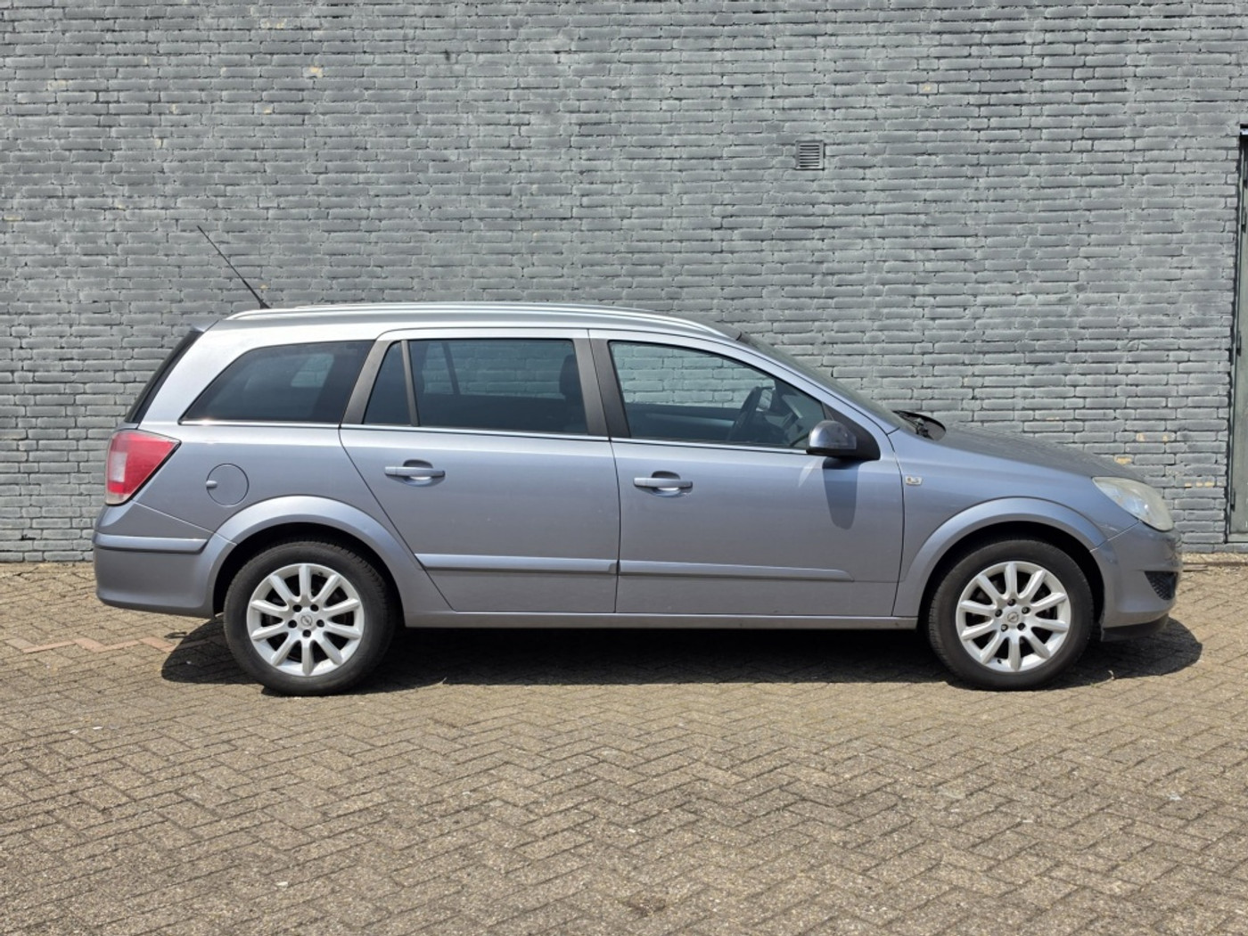 Foto van Opel Astra Station Wagon