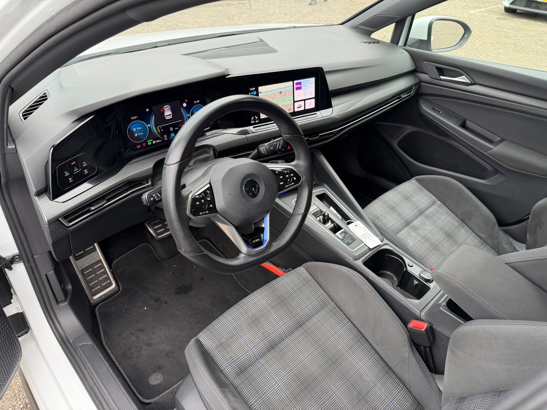 Foto van Volkswagen Golf GTE