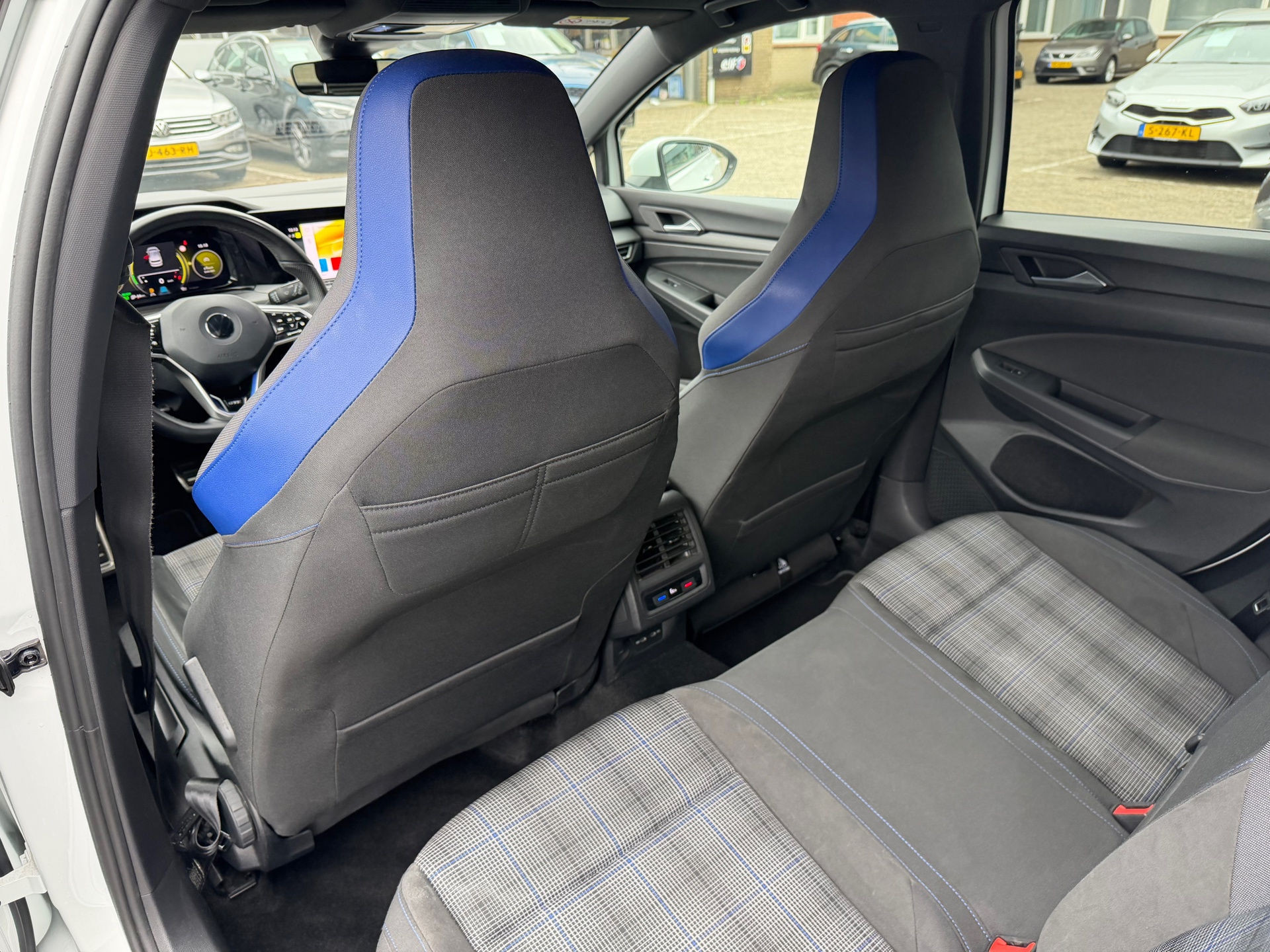 Foto van Volkswagen Golf GTE