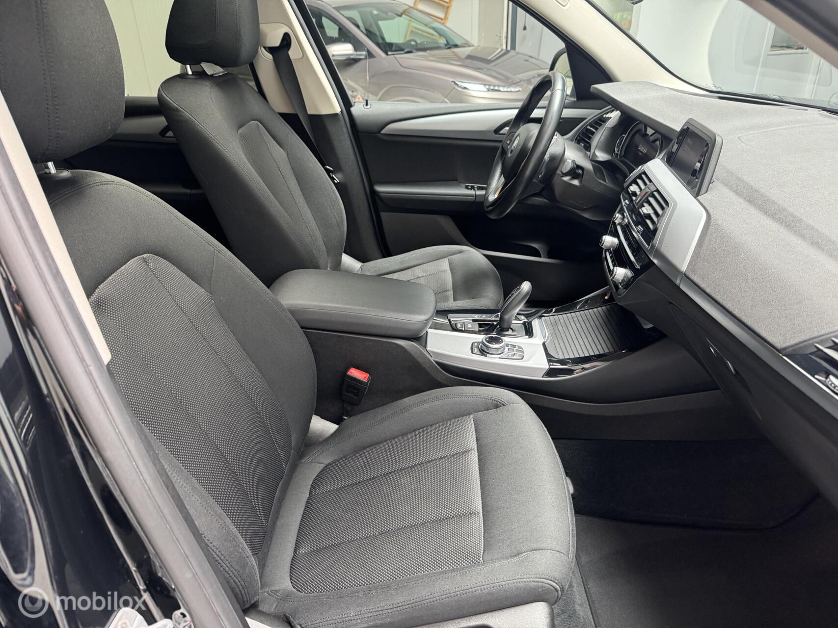 Foto van BMW X3 Xdrive20d
