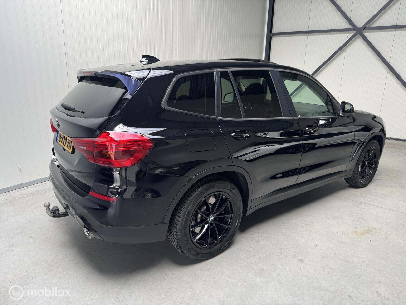 Foto van BMW X3 Xdrive20d