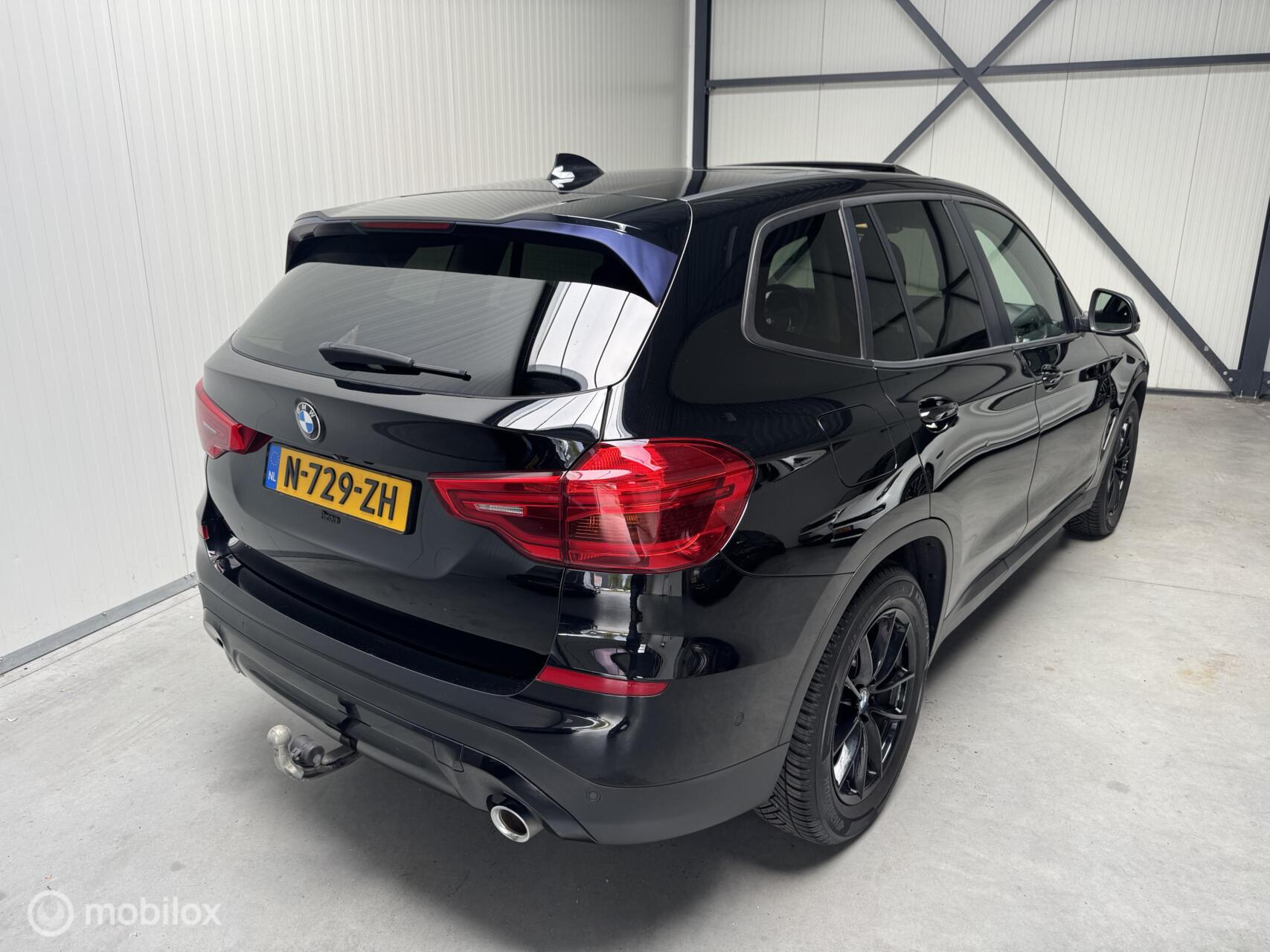 Foto van BMW X3 Xdrive20d