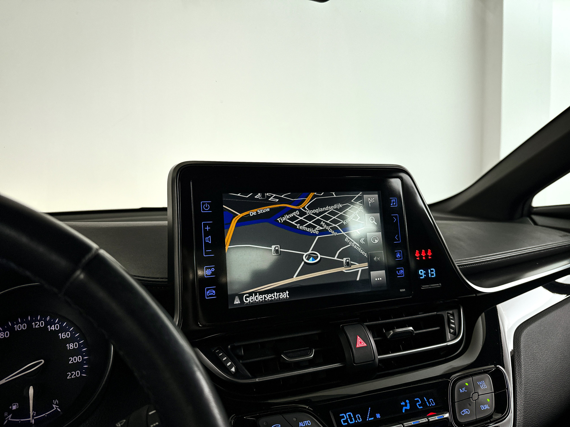Foto van Toyota Toyota C-hr