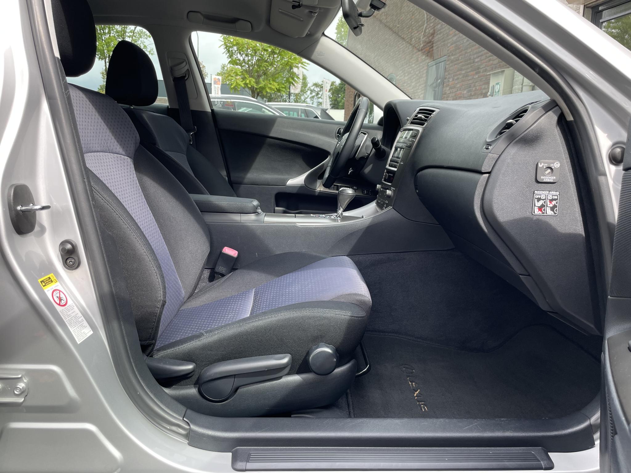 Foto van Lexus Lexus Is250