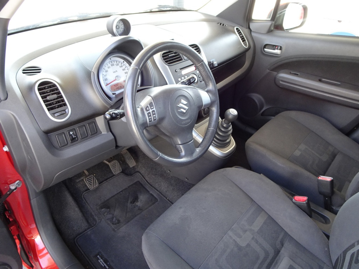 Foto van Suzuki Splash