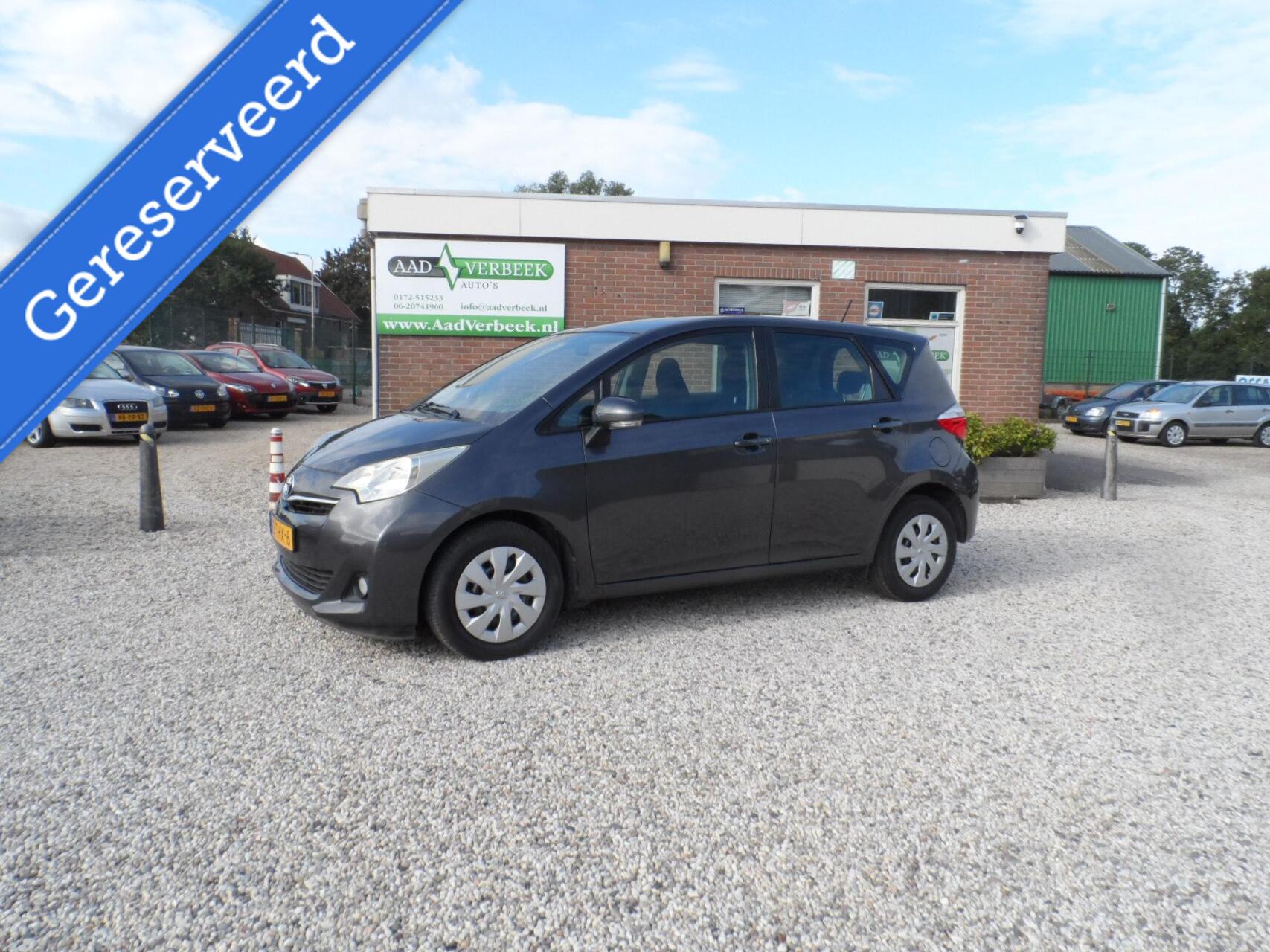 Toyota Verso-s 1.3 VVT-i Comfort 2012 - voorkant