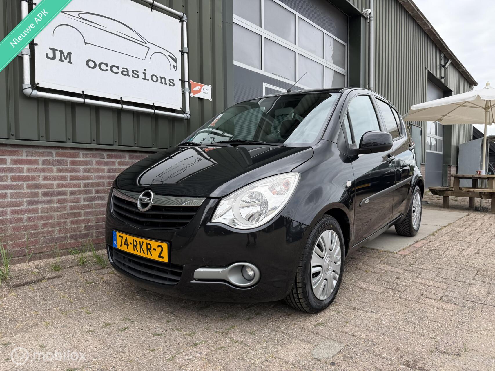 Foto van Opel Agila