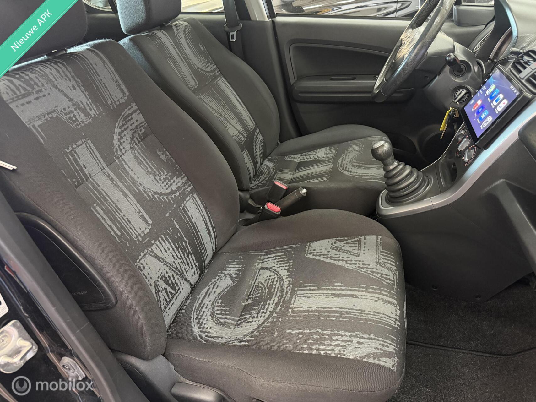 Foto van Opel Agila