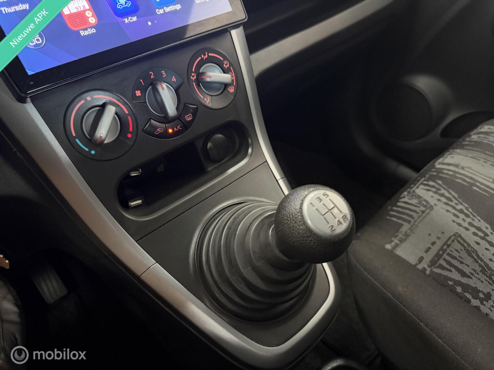 Foto van Opel Agila