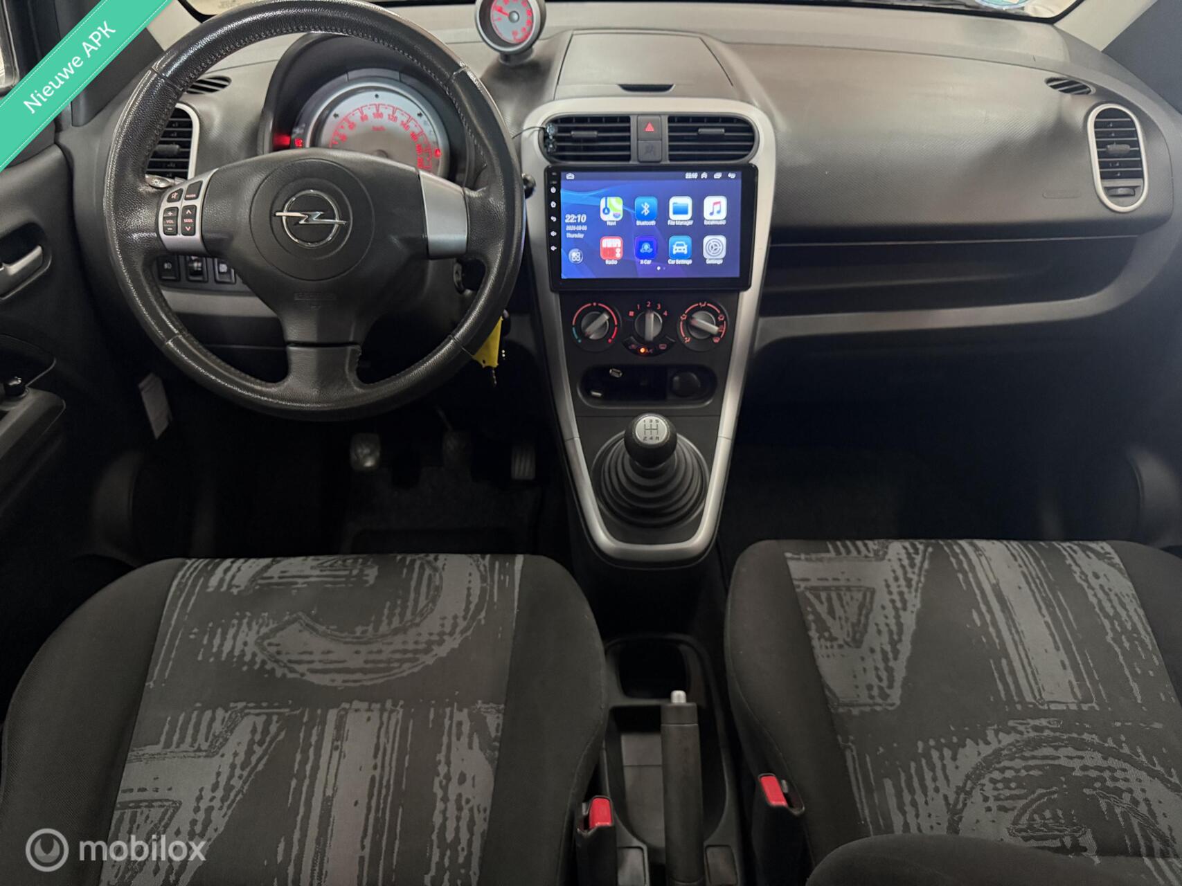 Foto van Opel Agila