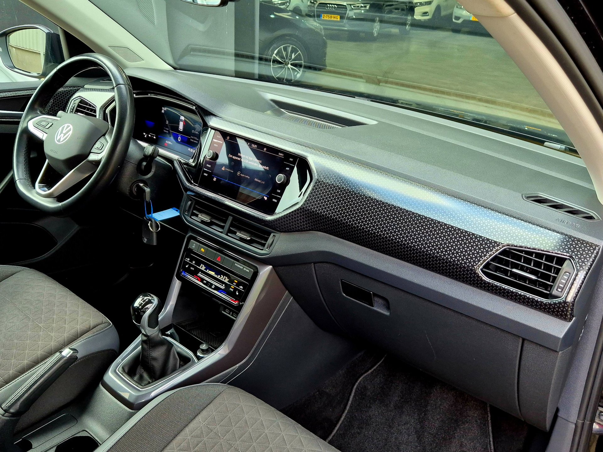 Foto van Volkswagen T-cross
