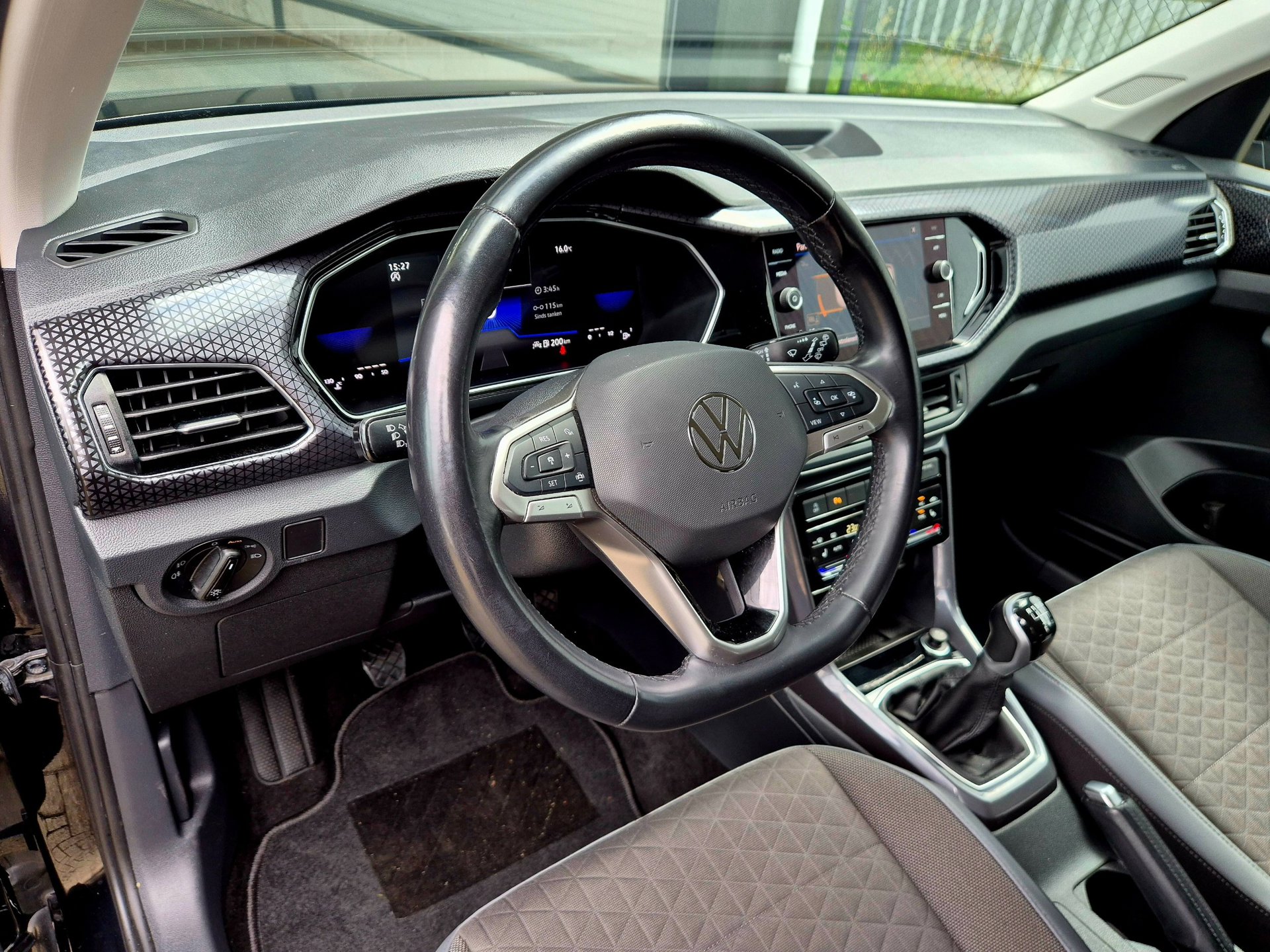 Foto van Volkswagen T-cross
