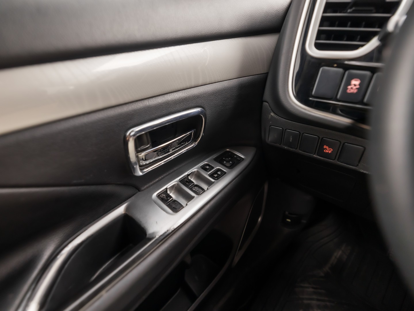 Foto van Mitsubishi Mitsubishi Outlander