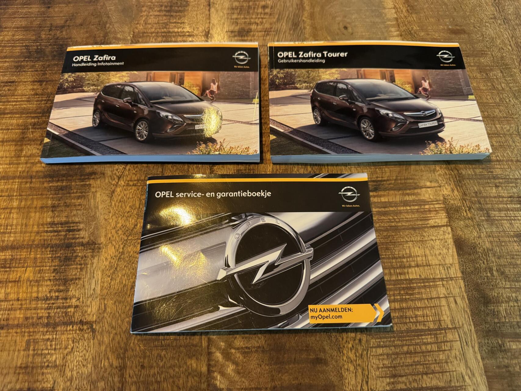 Foto van Opel Zafira Tourer