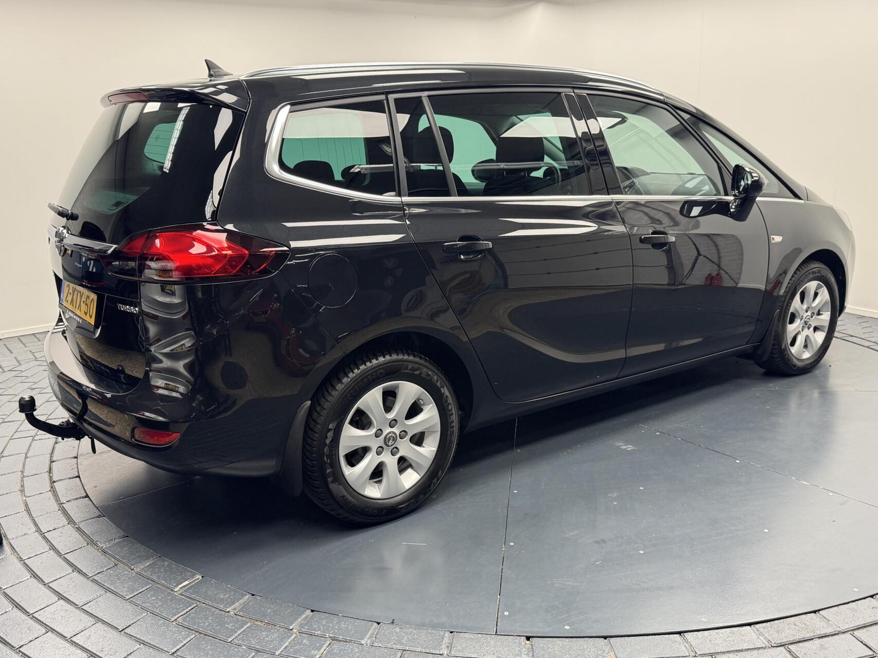 Foto van Opel Zafira Tourer