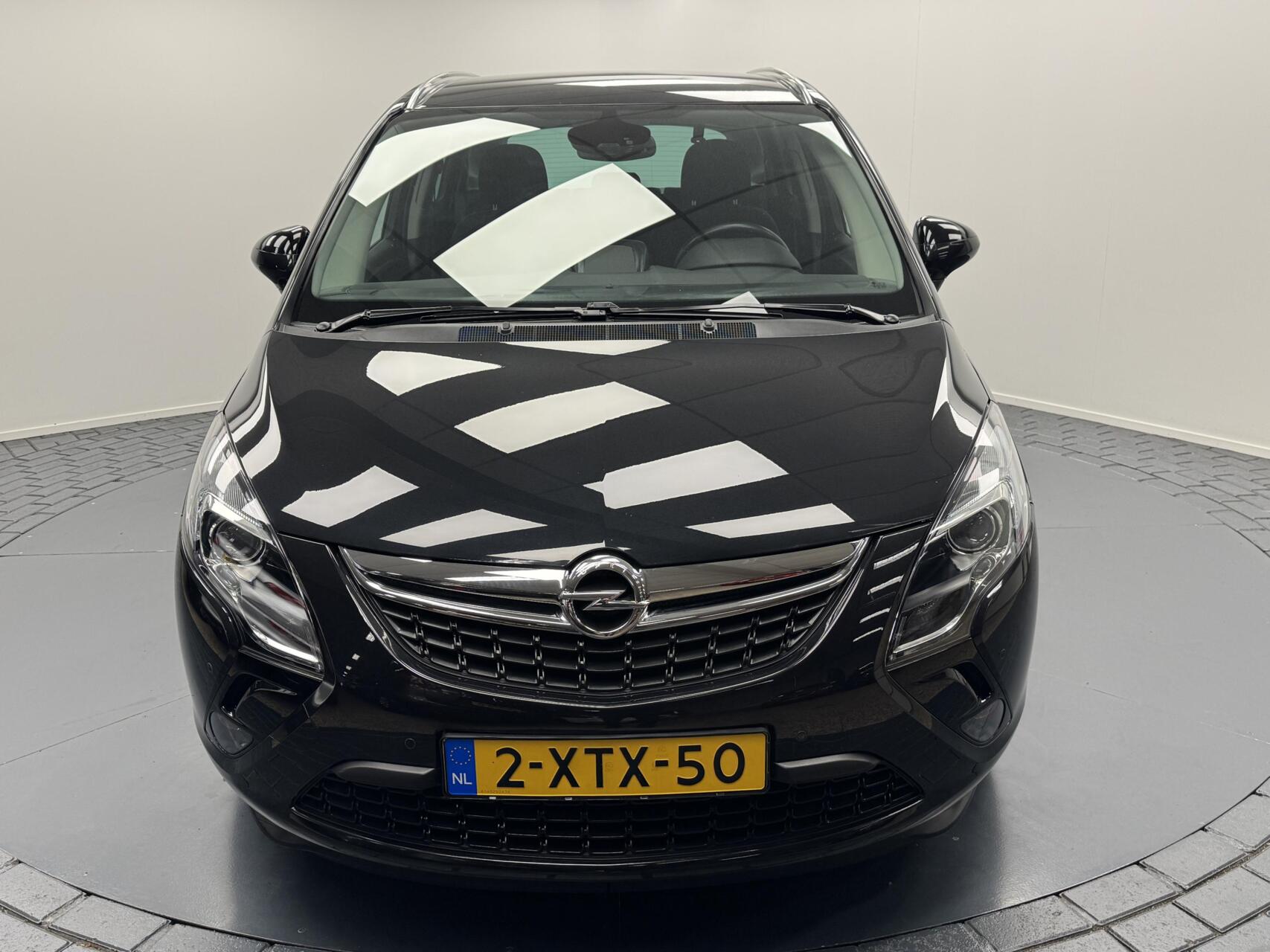 Foto van Opel Zafira Tourer