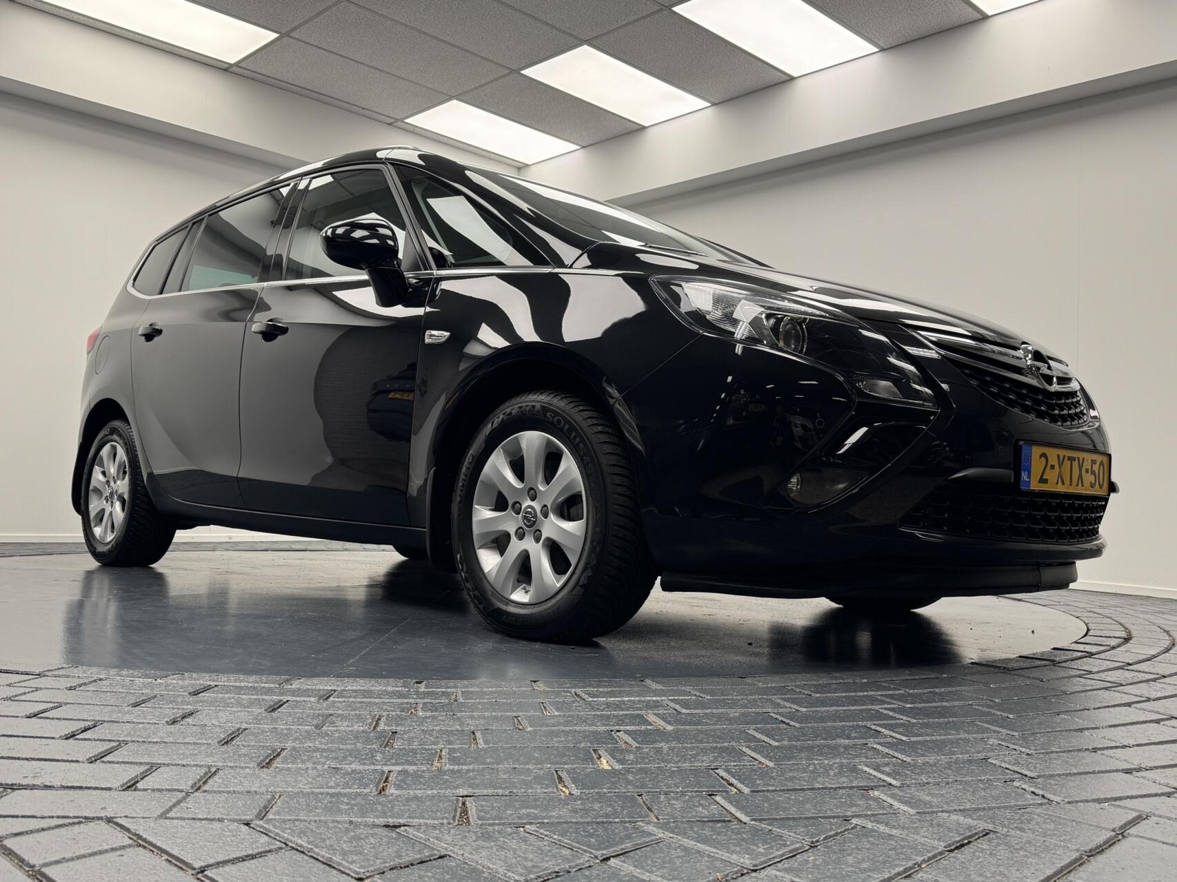 Foto van Opel Zafira Tourer
