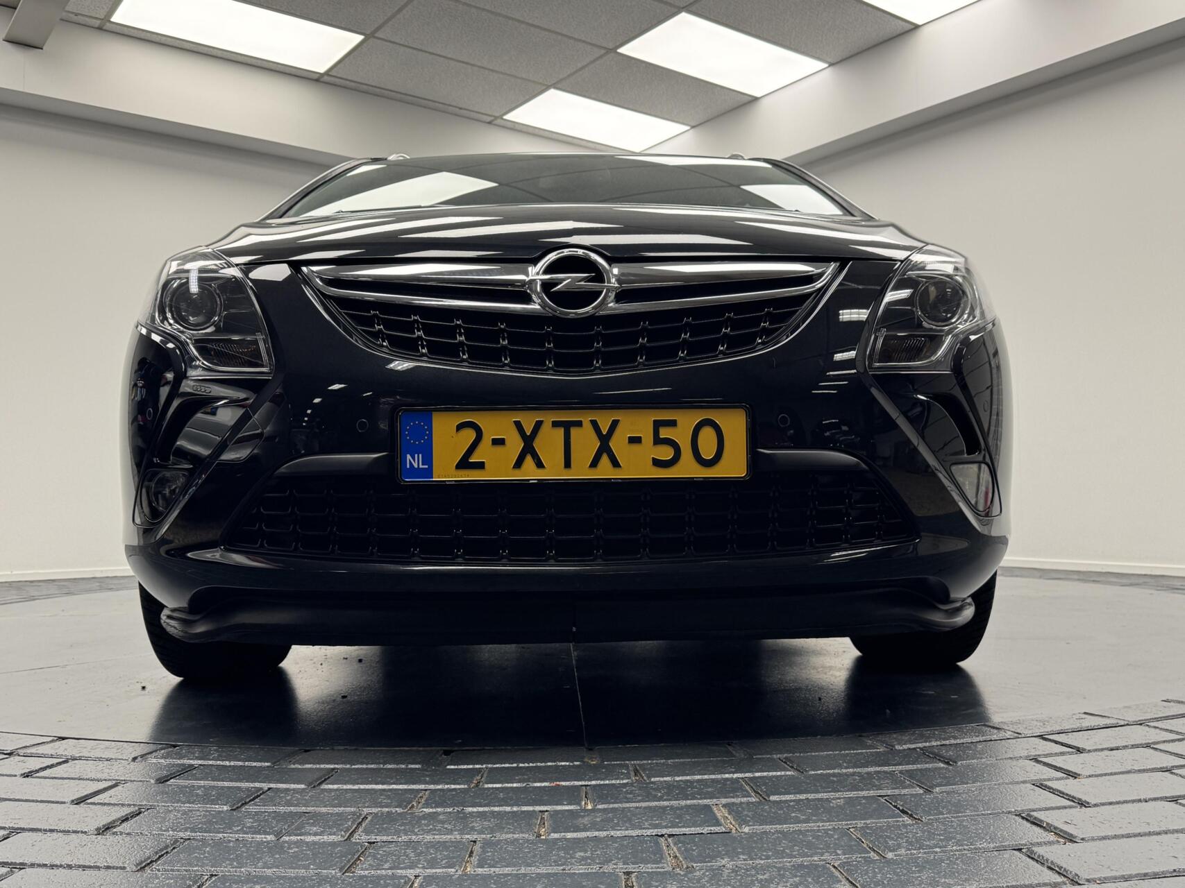 Foto van Opel Zafira Tourer
