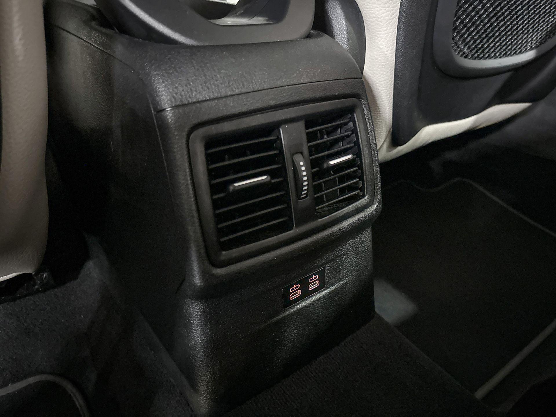 Foto van BMW X1 Sdrive18i