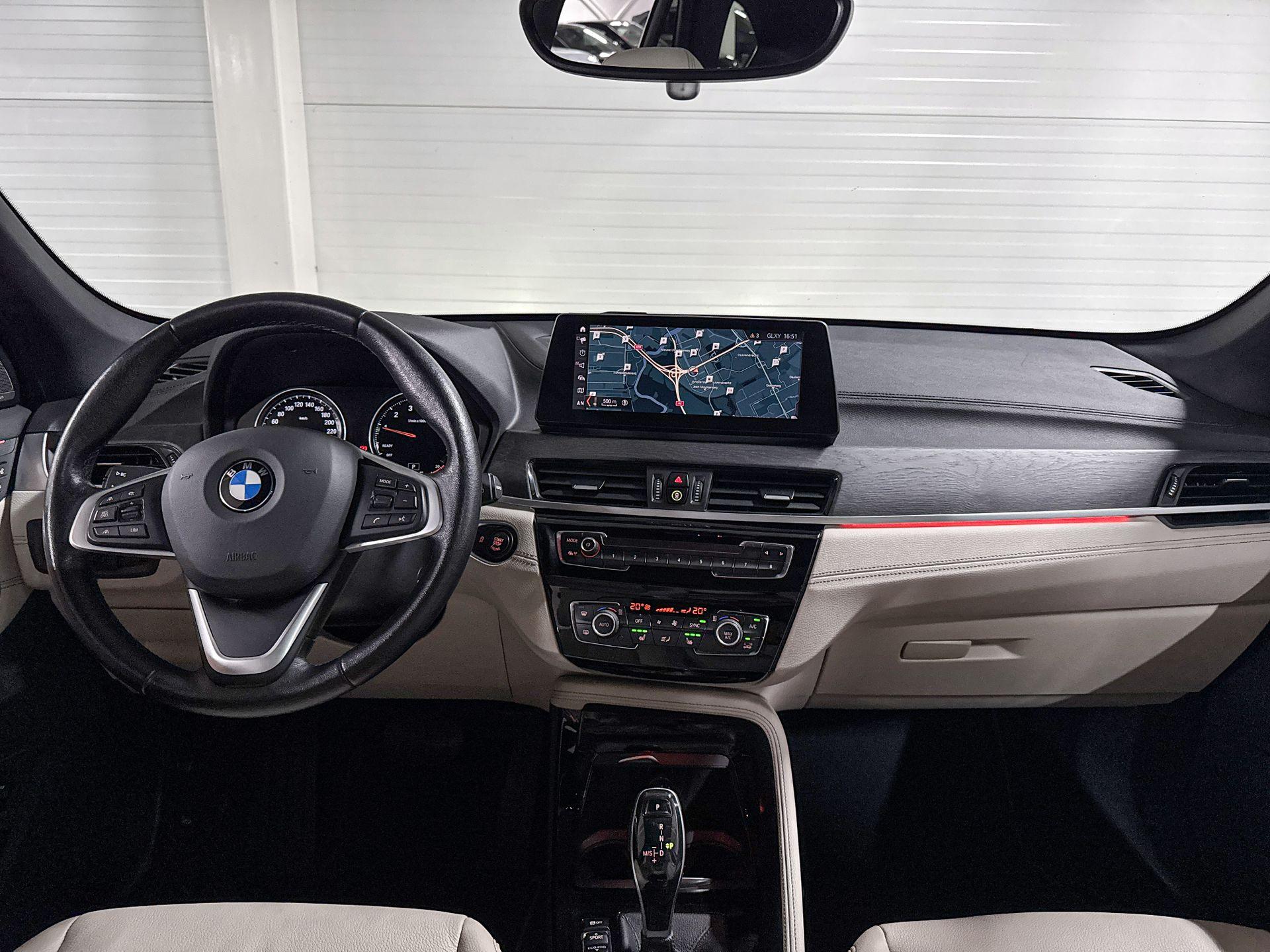 Foto van BMW X1 Sdrive18i