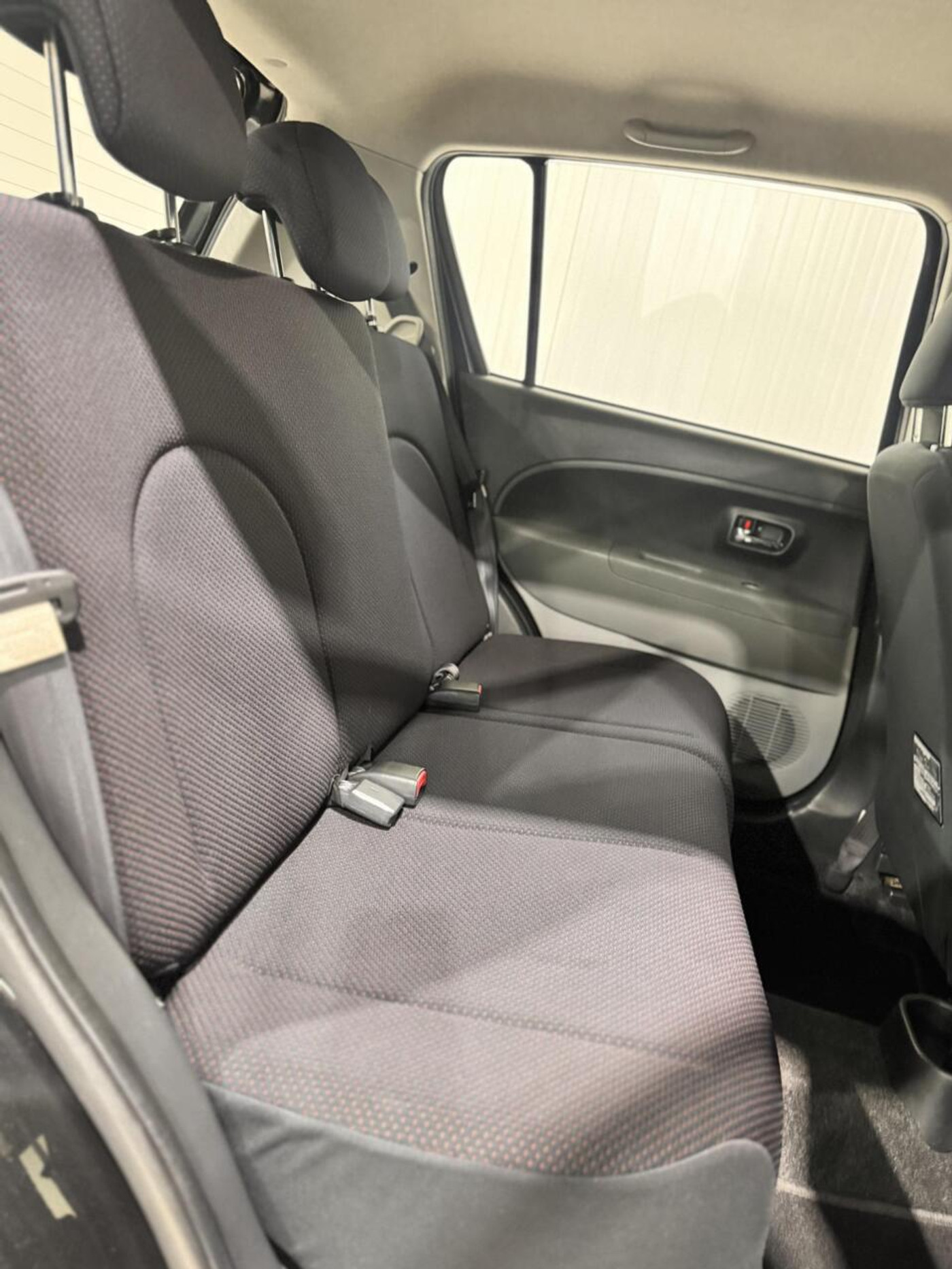 Foto van Daihatsu Sirion