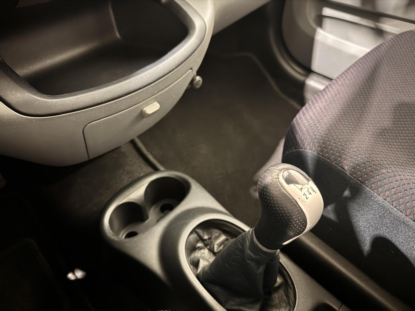 Foto van Daihatsu Sirion