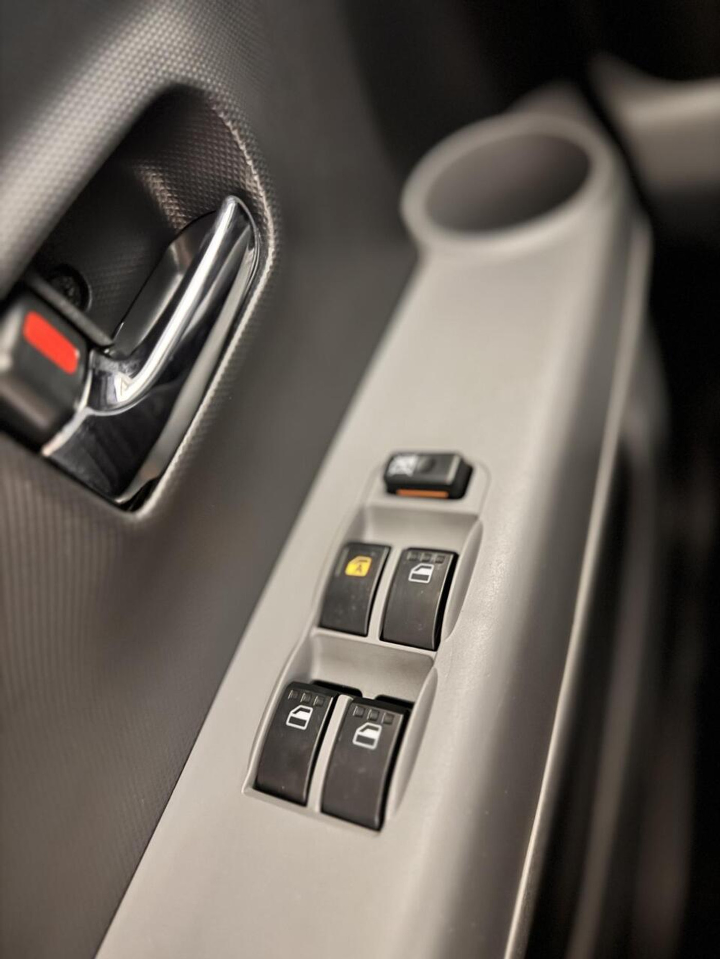 Foto van Daihatsu Sirion