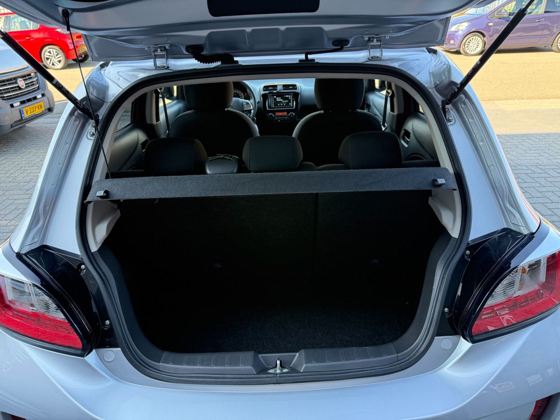 Foto van Mitsubishi Mitsubishi Space Star