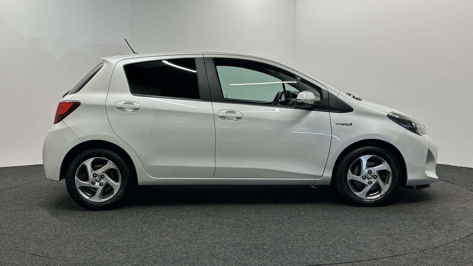 Foto van Toyota Toyota Yaris Hybrid