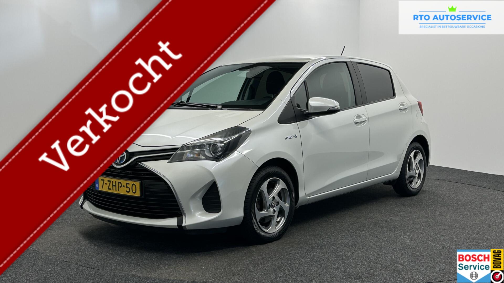 Toyota Toyota Yaris Hybrid 1.5 Hybrid Aspiration CAMERA CRUISE ECC LM. 2015 - voorkant
